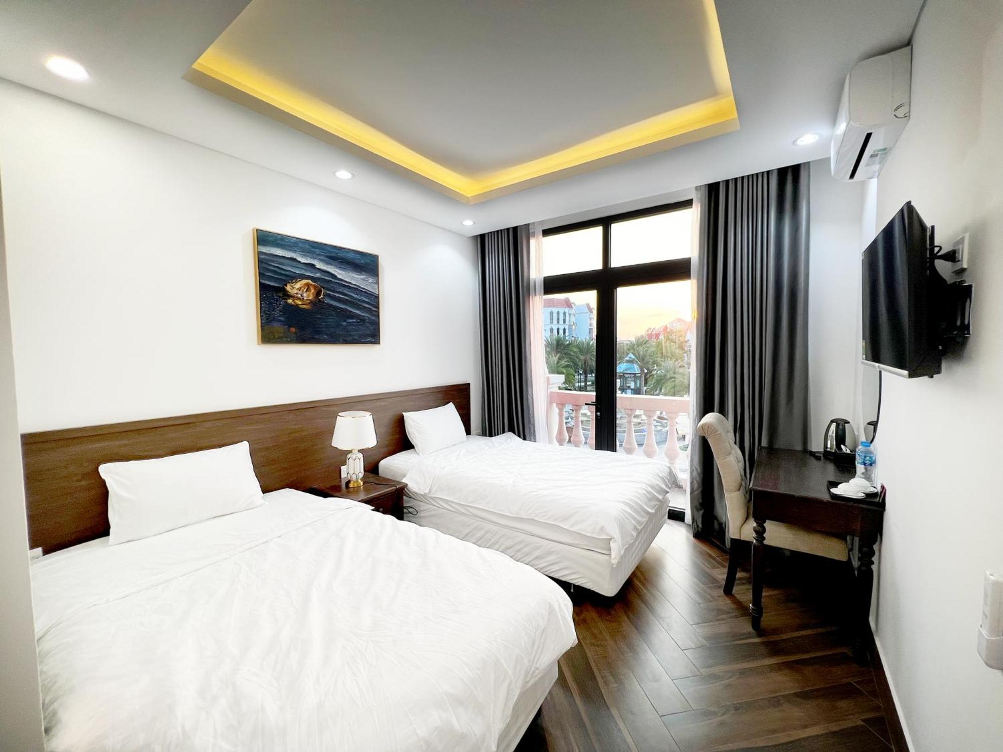 Legacy Hotel - Grand World Phú Quốc Exterior photo