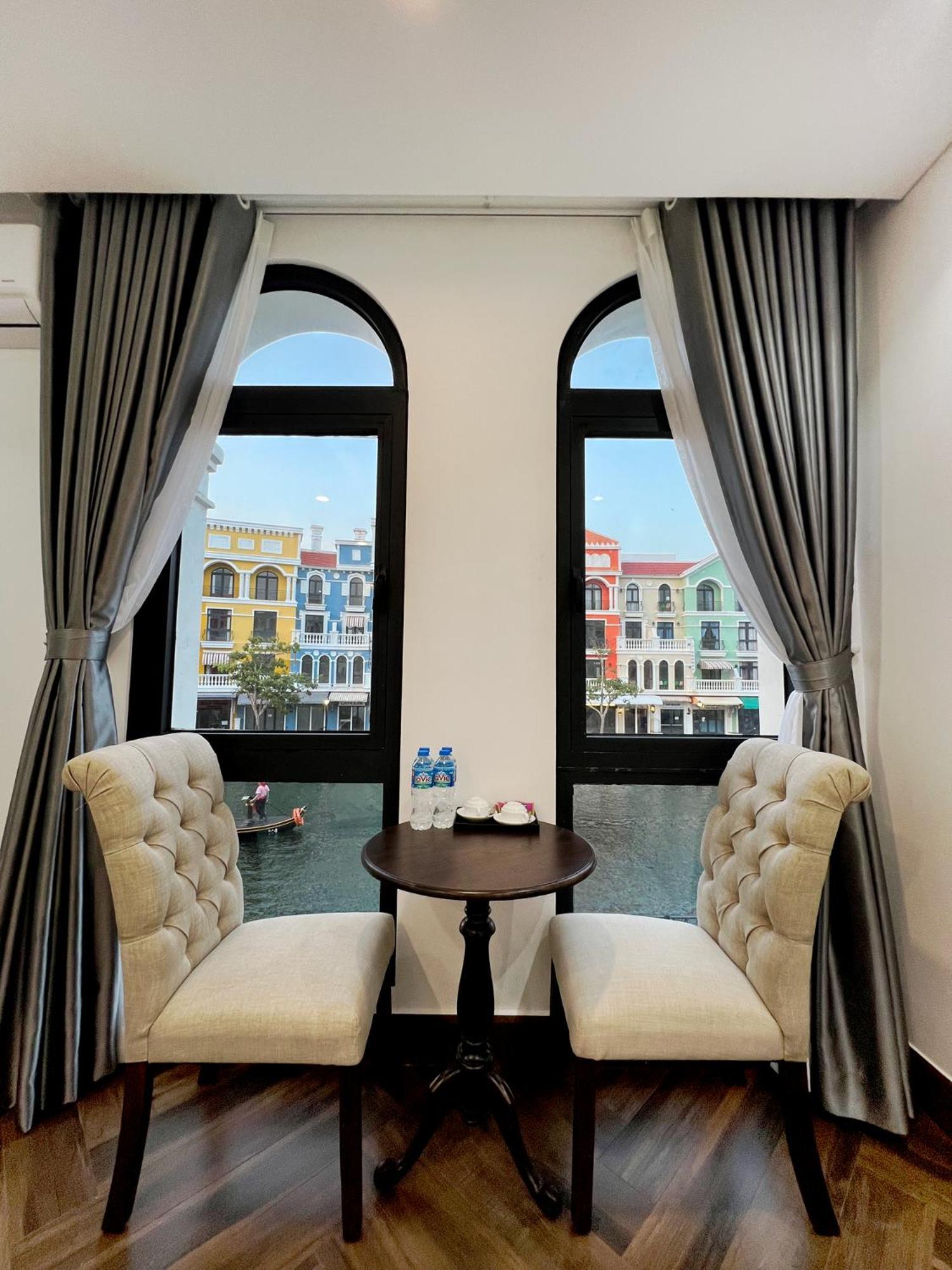 Legacy Hotel - Grand World Phú Quốc Exterior photo